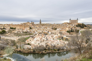 Fototapeta na wymiar Panoramic view of the ancient city of Toledo, Tagus River. Spain