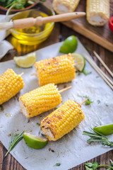 grilled sweet corn cob with lime