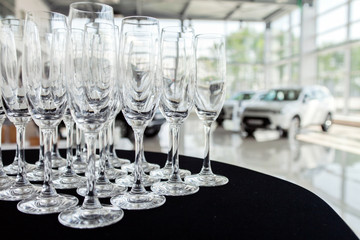 champagne flutes