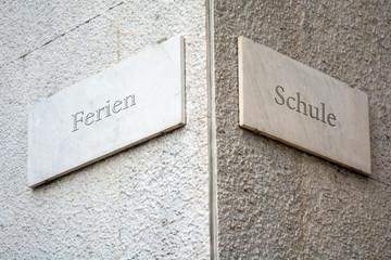 Schild 109 - Ferien