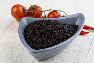 Raw black wild rice