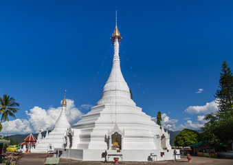 Wat prathat doi kong mu white pagoda, mae hong son, Thailand.