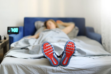 The concept the woman is too lazy to Wake up in the morning for