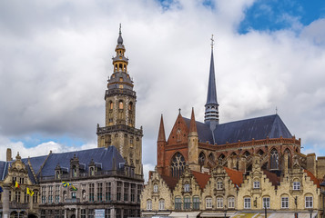Fototapeta premium belfry and church of Saint Walburga, Veurne, Belgium