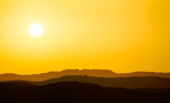 Sonnenkugel Billeder – Gennemse 87 stockfotos, vektorer og videoer ...