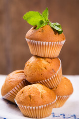 muffins with mint