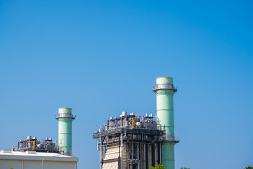 Fuel gas power plant with clear sky