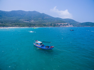 Fototapeta na wymiar Vietnamese boat
