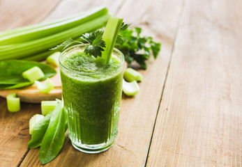 Green smoothie with celery and spinach