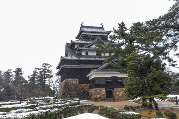 冬の松江城の天守の風景