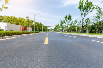 Fototapeta na wymiar new asphalt roads scenery in urban suburbs，Shanghai