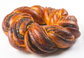 braided poppy seed round loaf