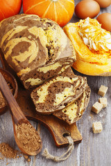 Pumpkin cake Zebra