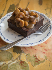 brownie macadamia cake
