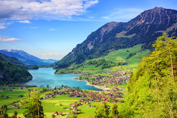 Alpine lake and mountain landscape in central Switzerland - obrazy, fototapety, plakaty