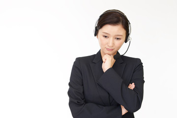 苦悩するオペレーター