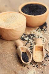 Black and white sesame seeds