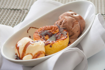 Petit Gateau Dessert