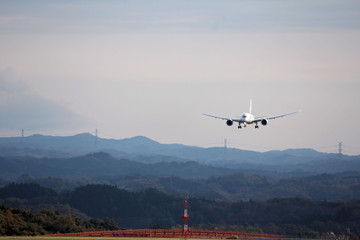 Fototapeta na wymiar 福島空港 復興応援フライト Fukushima airport&Boeing 787