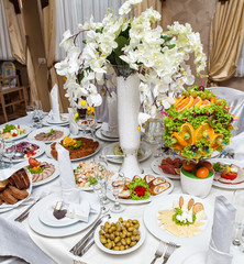 Table decor with flowers