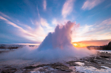 Eruption of the most famous geyser in Iceland- Strokkur.  - obrazy, fototapety, plakaty