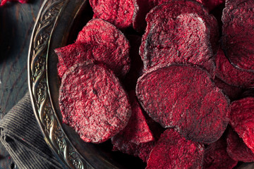 Healthy Purple Baked Beet Chips