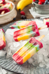 Healthy Homemade Rainbow Popsicles