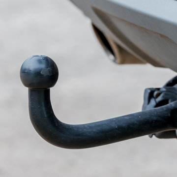 Anh&auml;ngerkupplung an einem Auto PKW