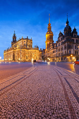 Obraz premium View of the royal palace and cathedral in the old town of Dresden, Germany.
