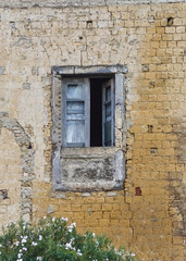 Fototapeta na wymiar Italian Window