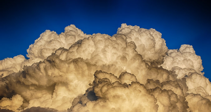 รูปภาพCumulonembo เลือกดูภาพถ่ายสต็อก เวกเตอร์ และวิดีโอ129 Adobe Stock