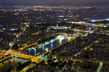 Fototapeta na wymiar Night view from Paris