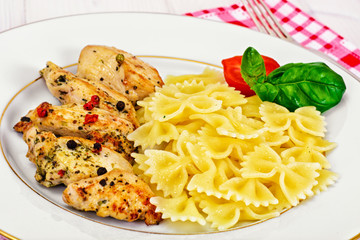 Grilled Chicken Fillet with Pasta Bows