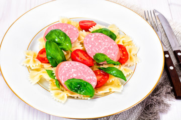 Pasta with Tomato, Salami and Basil