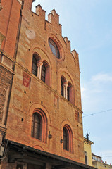 Fototapeta na wymiar Reggio Emilia, Antichi palazzi del Centro Storico