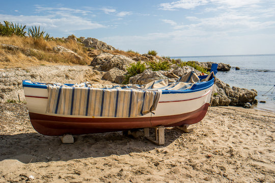 รูปภาพAnglerboot – เลือกดูภาพถ่ายสต็อก เวกเตอร์ และวิดีโอ98 | Adobe Stock