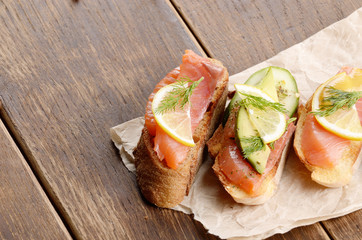 Open sandwiches with salmon