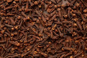 Dry cloves on plate