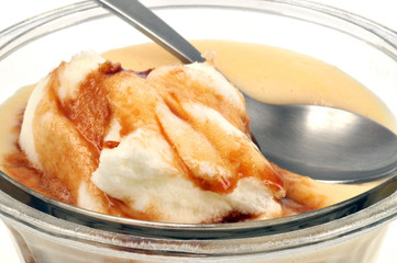 Gros plan sur une île flottante