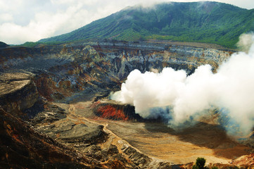 Poas Volcano National Park, Costa Rica