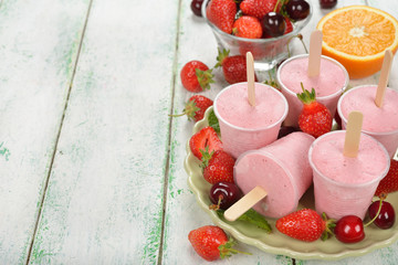 Strawberry ice cream