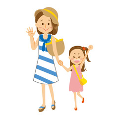 母親とお出かけする女の子