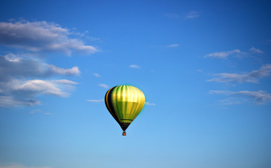 hot air balloon in blue sky