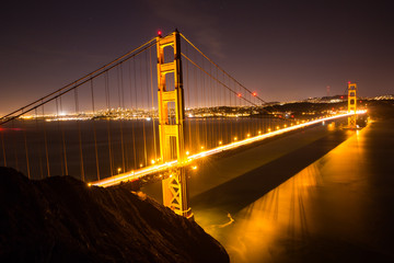 Fototapeta na wymiar Golden Gate Bridge night view