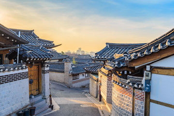 Fototapeta premium Bukchon Hanok Village, Seoul, South Korea