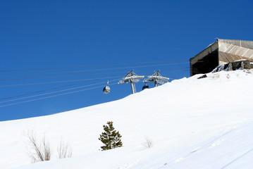 Obraz premium Intermediate station in the mountains of Caucasus