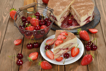 Strawberry tiramisu cake
