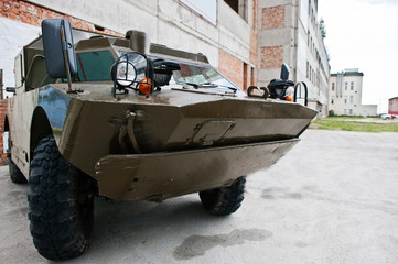 Amphibious armoured scout military car