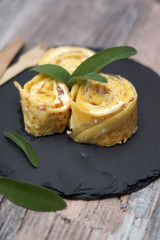 Crespelle ripiene di ricotta e salvia