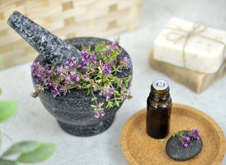 Tymianek - aromaterapia © Bydlinska